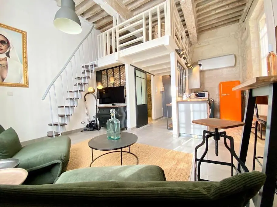 Le Prestige Des Papes-Elegance Confort Coeur D'Avinhão Apartamento